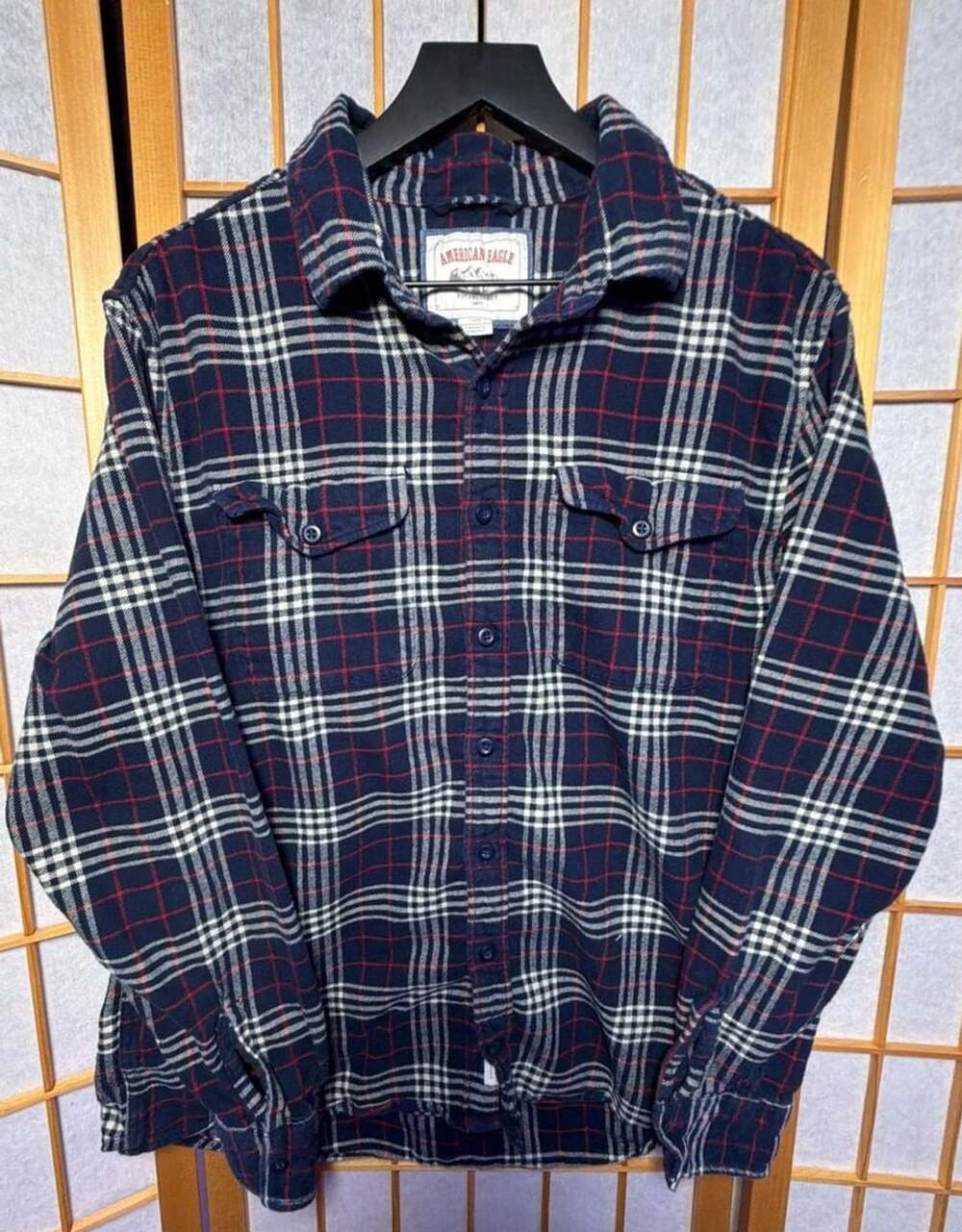 American Eagle Plaid Flannel Shirt Size L Navy Red Long Sleeve